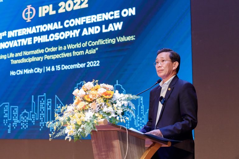 Welcome address by Prof. Su Dinh Thanh, President of the UEH University
